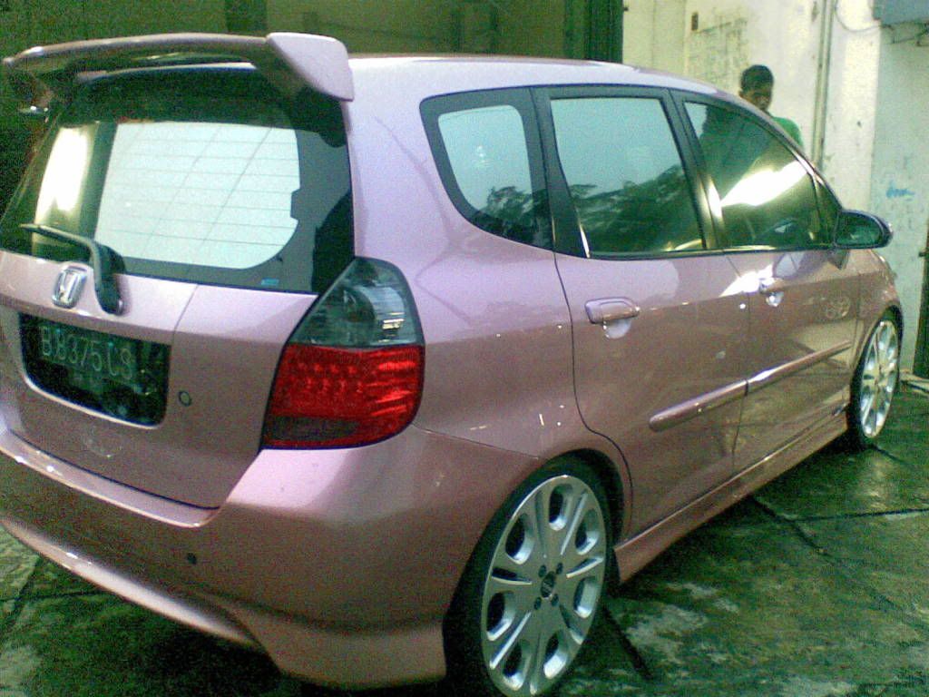 Honda Jazz IDSI 06 Pink Upgrade