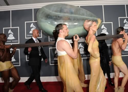 lady gaga egg costume grammys 2011. Lady+gaga+egg+hatching