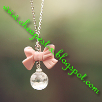 Ribbon Necklace