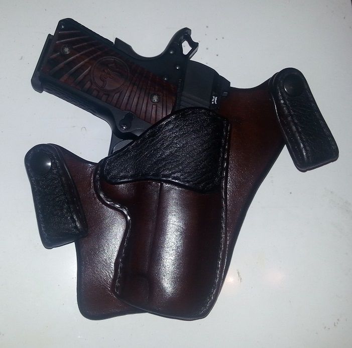 Holster%20officer%20IWB_zpswyzf33uz.jpg