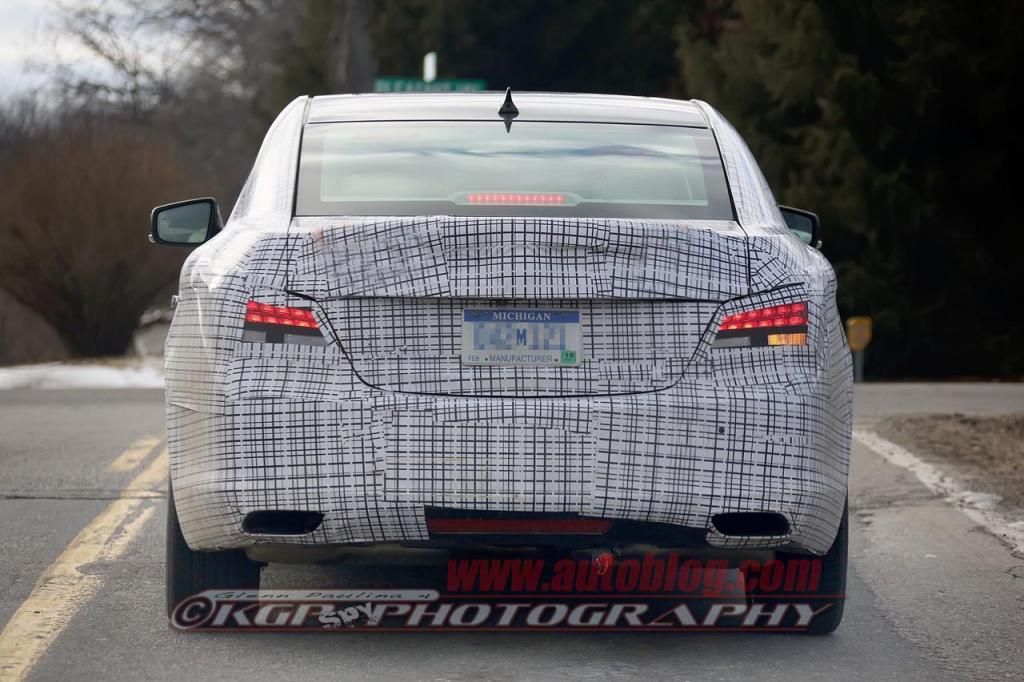 011-2014-buick-lacrosse-spy-shots.jpg