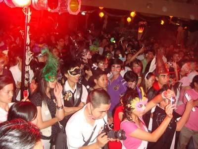 Halloween ae 5giay đi đâu chơi zay? - 6