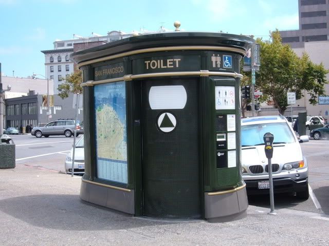 San_Francisco_public_toiletJPG.jpg