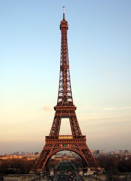 » Paris Travel Guide